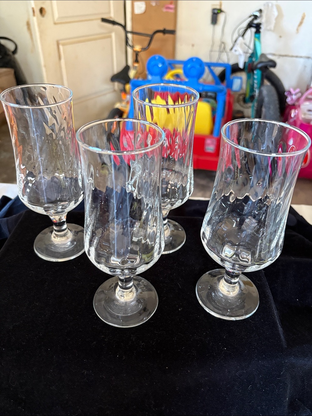 Ripple-Texture Clear Stemmed Beverage Glasses - Set of 4. No Chips